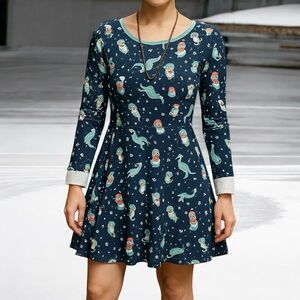 Reversible Girls Size 14 Winter Dress Blue Penguin Dress White fur cuffed